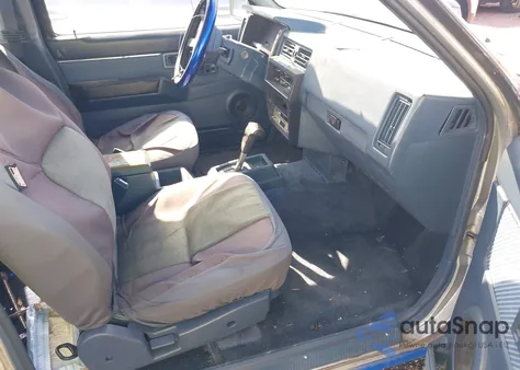 1986 Nissan D21 King Cab z USA, uszkodzony, nr VIN JN6HD16S9GW002954